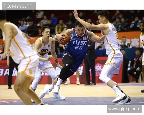 山东高速球迷欢聚一堂，共同见证CBA总决赛激情时刻